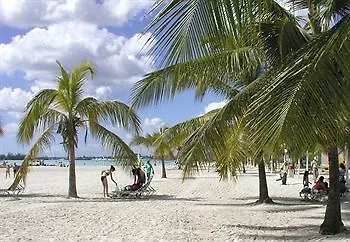 Hotel Garant & Suites Boca Chica